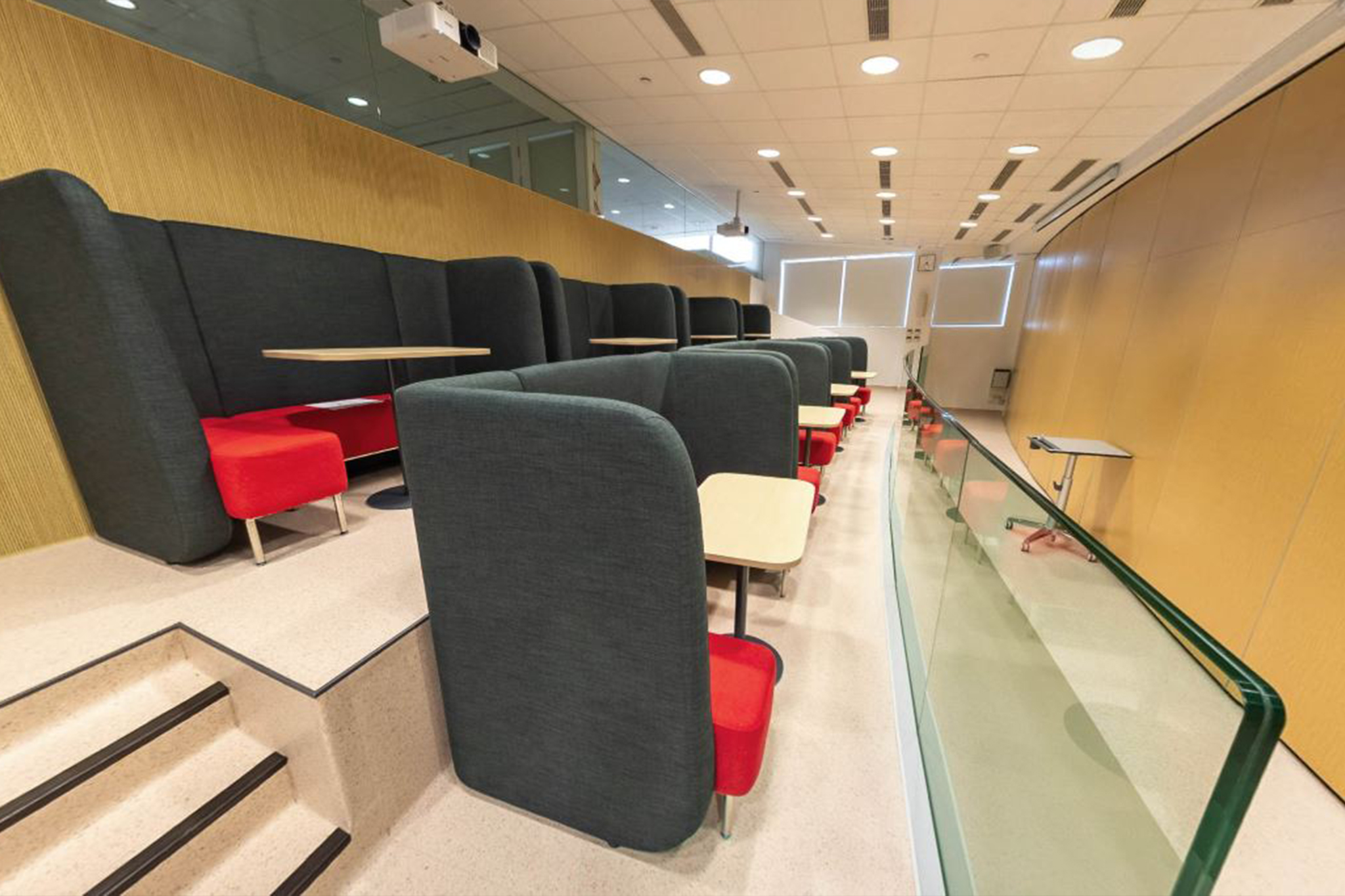 Mini Lecture Theatre – Singapore International School (Hong Kong)